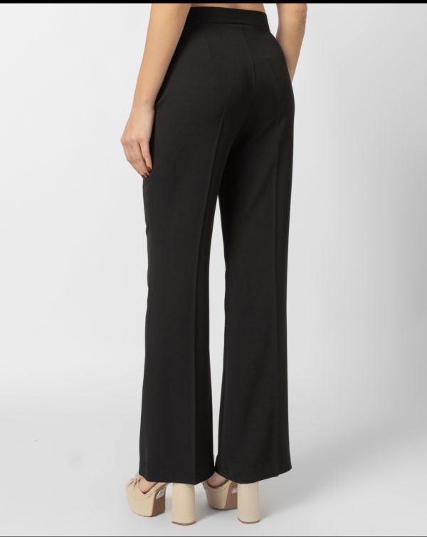 crep pants