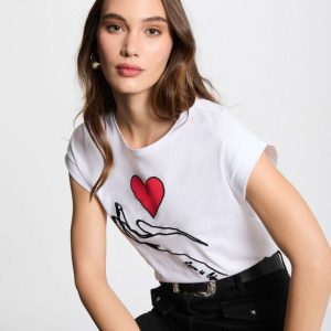 Love is life T-shirt