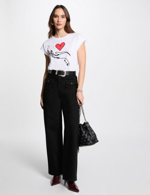 Love is life T-shirt