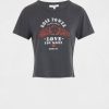 t-shirt-a-inscription-gris-fonce-femme