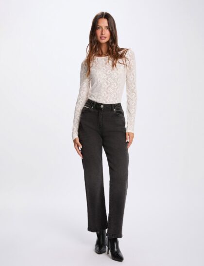 ΜΠΛΟΥΖΑ ΜΕ ΔΑΝΔΕΛΑ ΛΟΥΛΟΥΔΙΑ