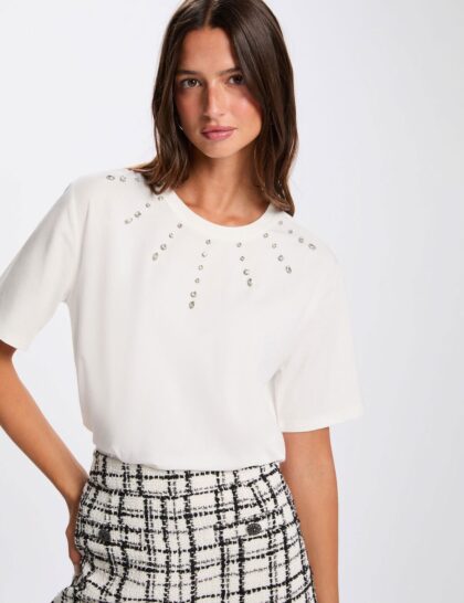 T-SHIRT ME ΚΕΝΤΗΜΕΝΕΣ ΠΕΤΡΕΣ